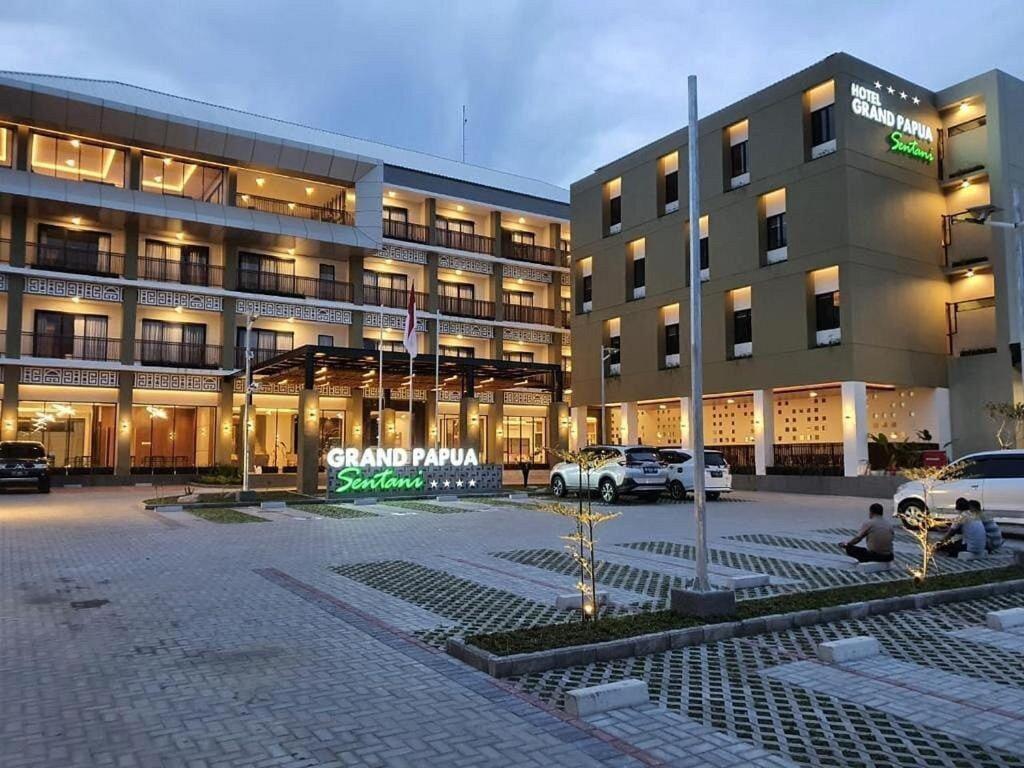 Grand Papua Hotel Sentani WEST PAPUA Exterior foto